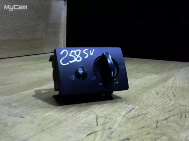 Переключатель света к Ford Focus 2005
