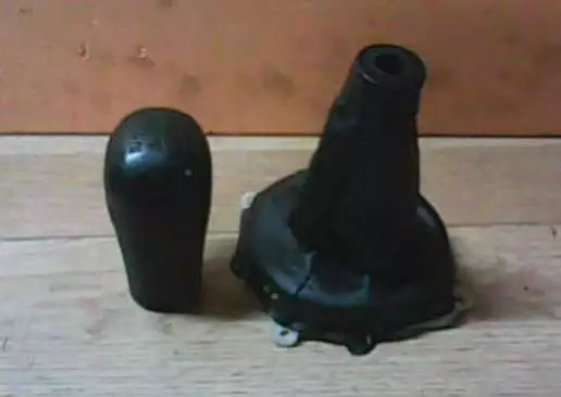Ручка кулисы КПП к Mitsubishi Lancer 2002