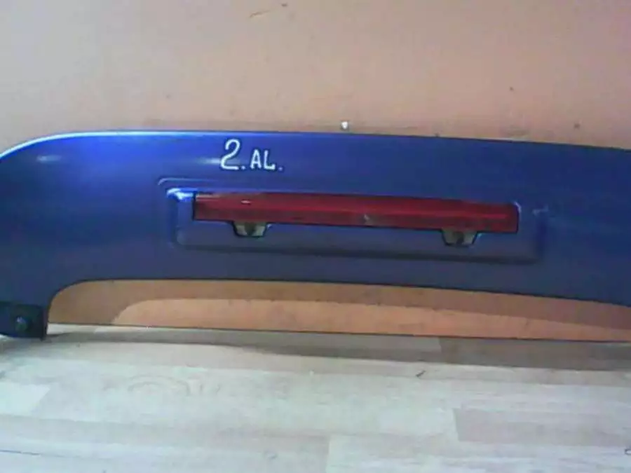 Стоп-сигнал к Suzuki Baleno 2000