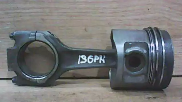 Поршень к Ford Escort 1995