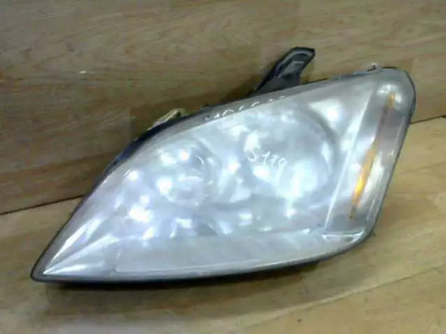 Фара левая к Ford C-MAX 2006