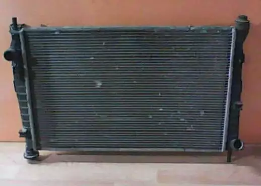 Радиатор (основной) к Ford Mondeo 1995
