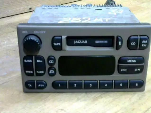 Магнитола к Jaguar S-Type 2000