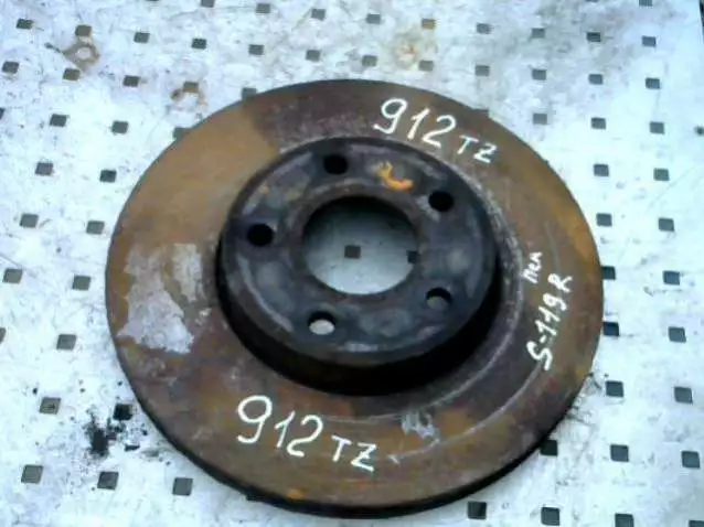 Диск тормозной передний к Ford C-MAX 2006