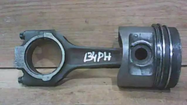 Поршень к Ford Escort 1995