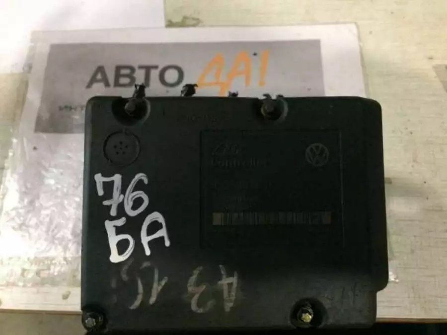 Блок управления ABS к Audi A3 1998