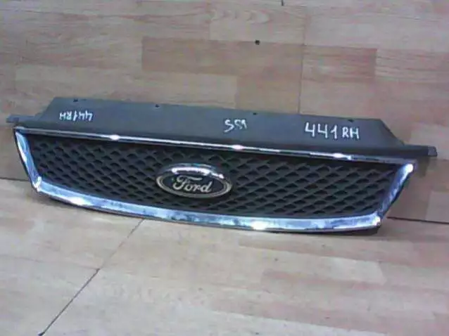 Решетка радиатора к Ford C-MAX 2004