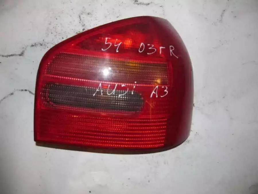 Фонарь задний правый к Audi A3 1998