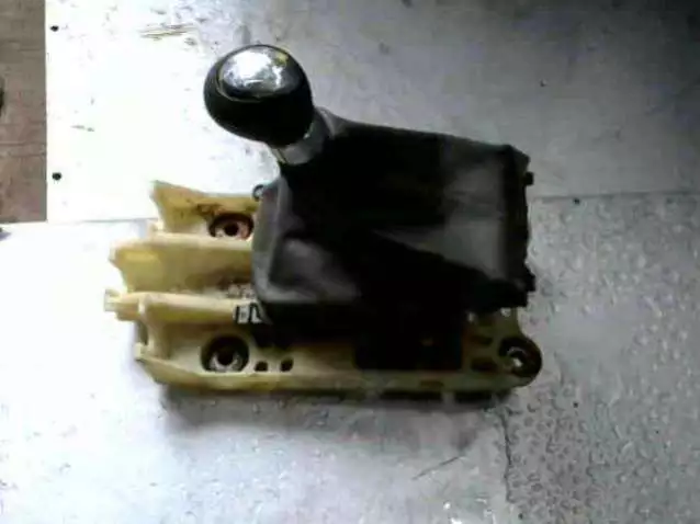 Кулиса к Mazda 6 2002