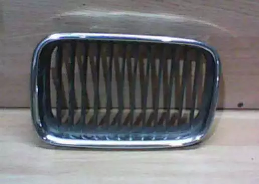Решетка радиатора к BMW 3 series 1995