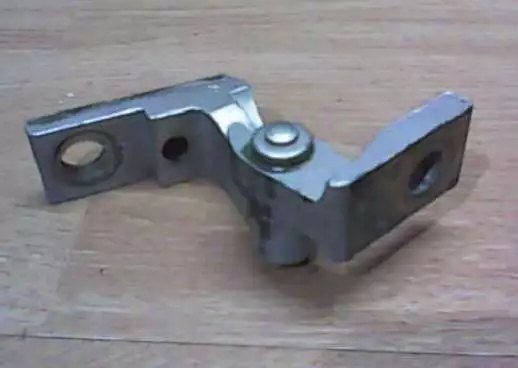 Петля двери к Audi A4 2005