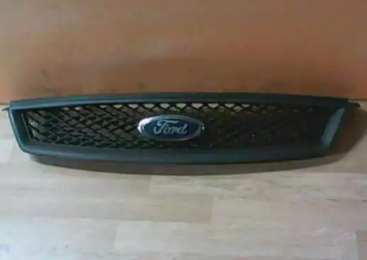 Решетка радиатора к Ford Focus 2005