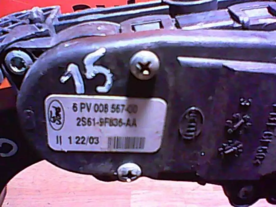 Педаль к Mazda 2 2003