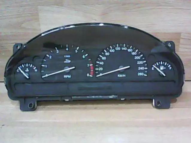 Щиток приборов (приборная панель) к Jaguar S-Type 2000