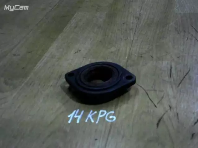 Корпус сальника к Audi 80 1990