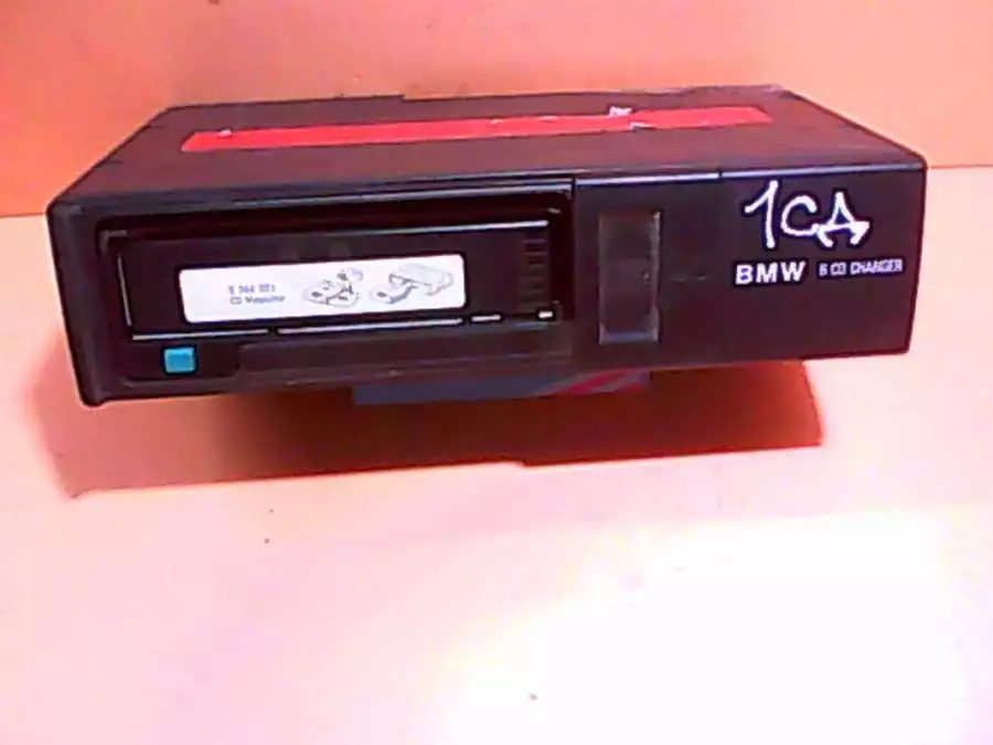 CD-чейнджер к BMW X5 2003