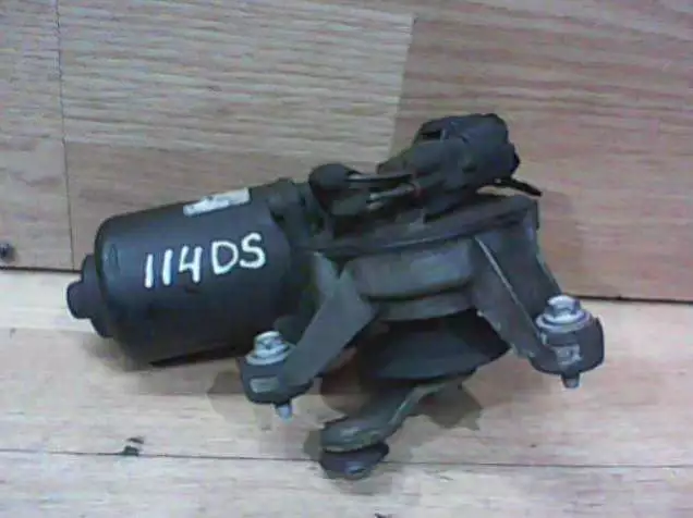 Моторчик стеклоочистителя  к Daewoo Nubira 2000