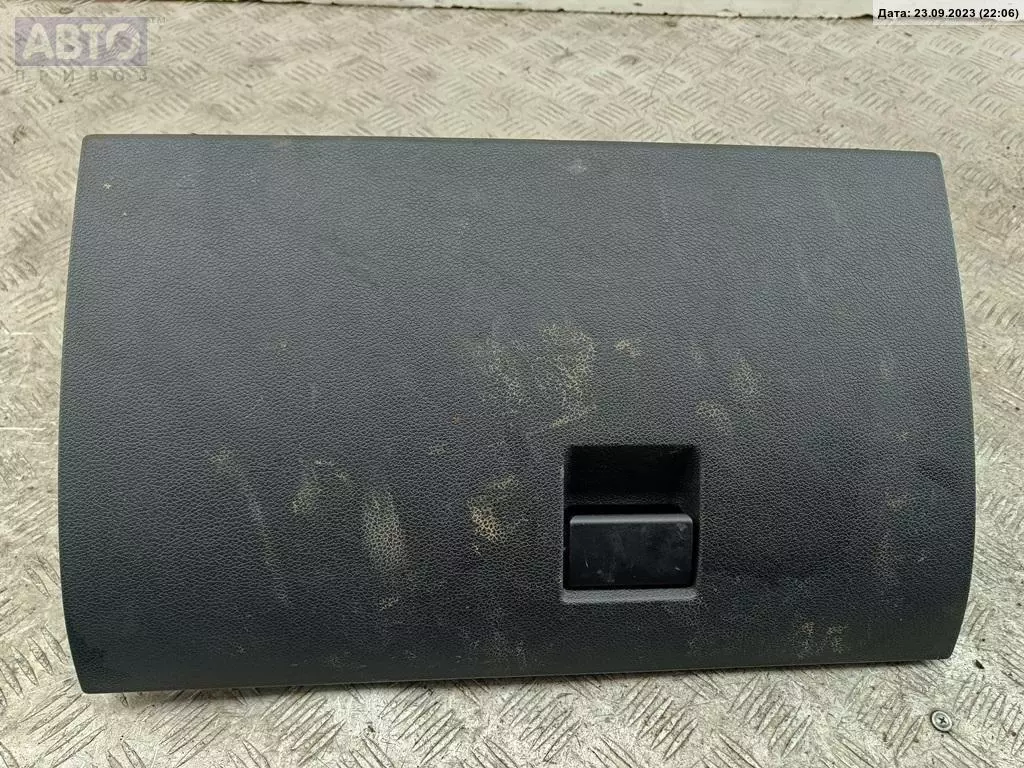 Бардачок к Ford Mondeo 2000