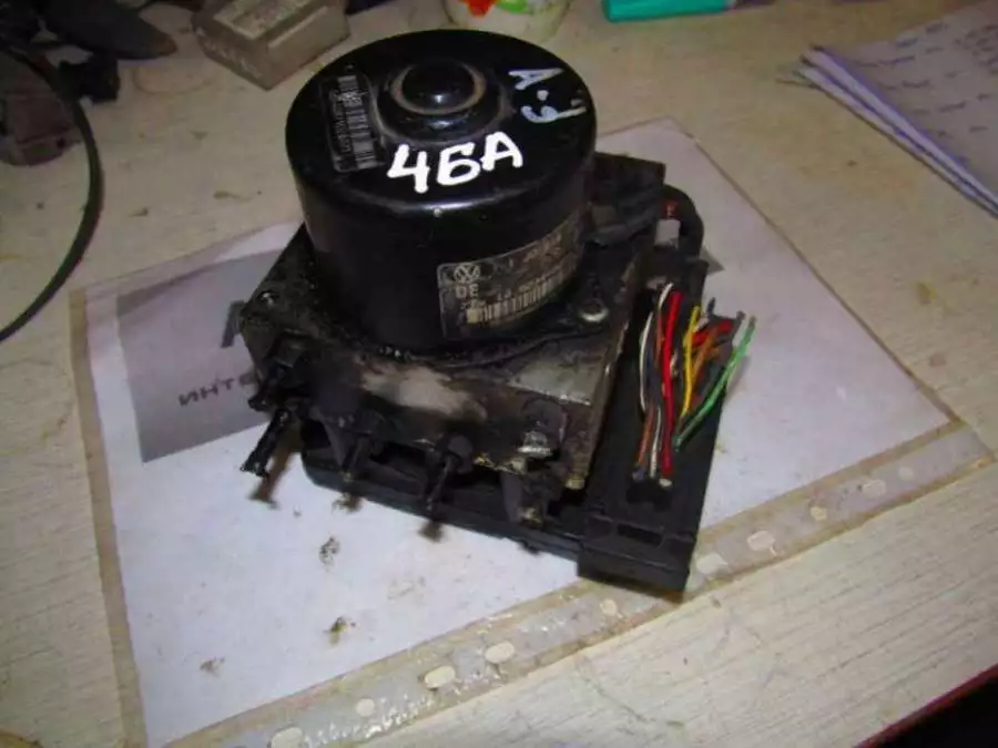 Блок управления ABS к Audi A3 2000
