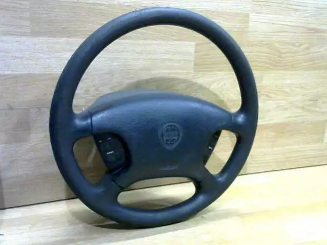 Руль к Lancia Zeta 1995