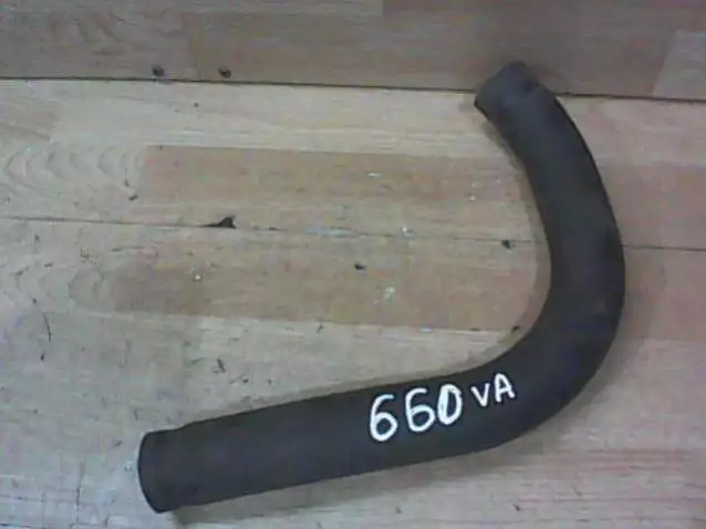 Патрубок радиатора к Audi 80 1998