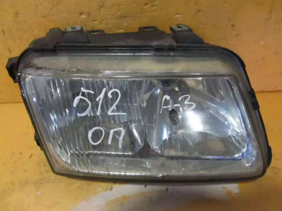 Фара правая к Audi A3 1999