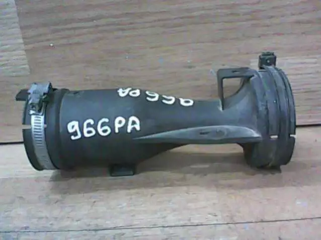 Патрубок к Peugeot Partner 1998