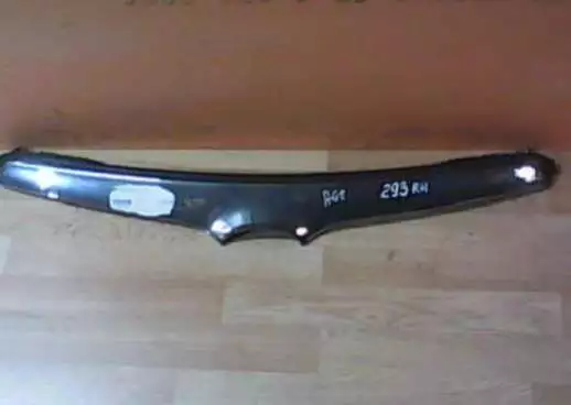 Решетка радиатора к Mazda MPV 2004