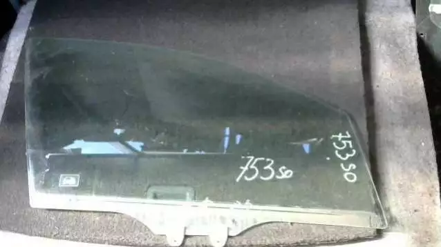 Стекло двери передней правой к Honda Stream 2001