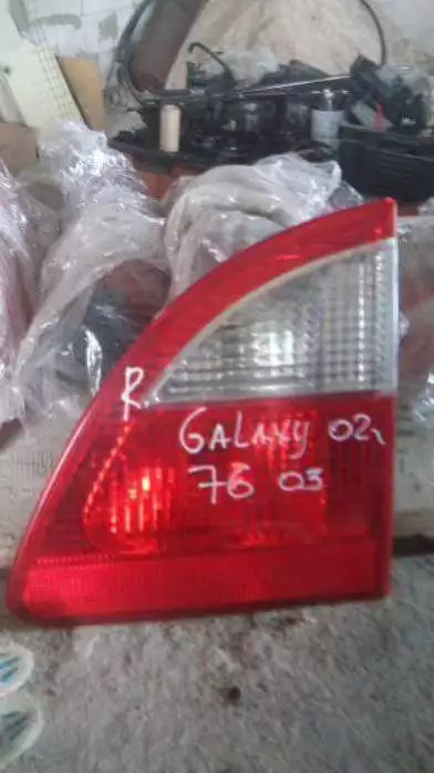 Фонарь крышки багажника правый к Ford Galaxy 2002