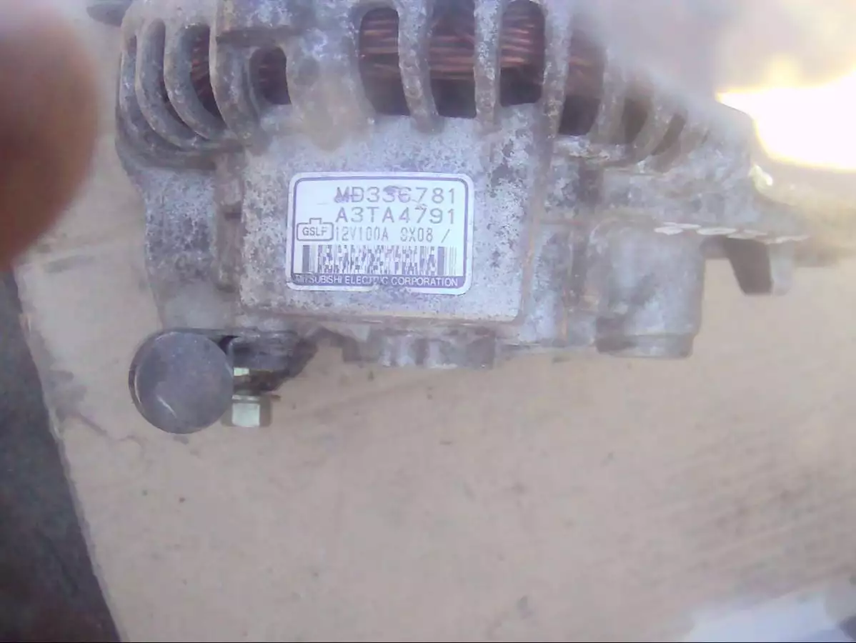 Генератор к Mitsubishi Galant 1999
