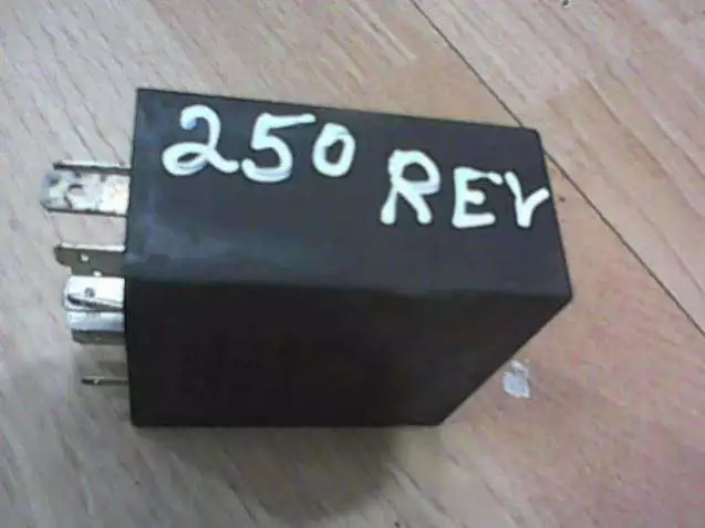 Реле (прочие) к Audi A6 2000