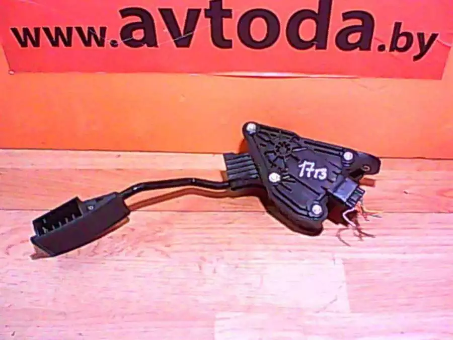 Педаль к Honda Odyssey 2009