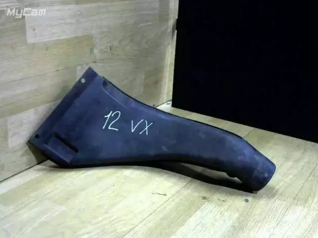 Воздуховод к Mitsubishi Space Star 2002
