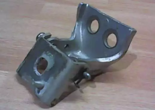 Петля двери к Citroen C4 2008