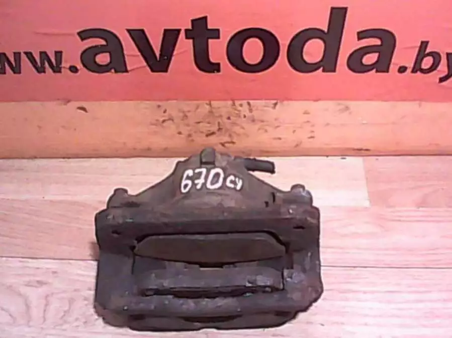 Суппорт передний левый к Honda Civic 1998