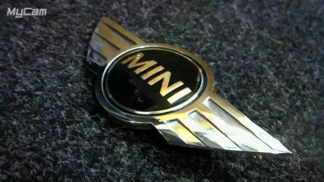Эмблема к MINI Cooper 2005