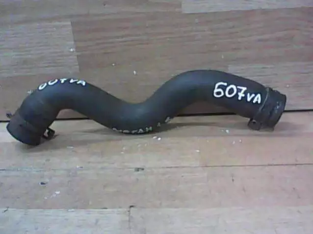 Патрубок радиатора к Renault Megane 2005