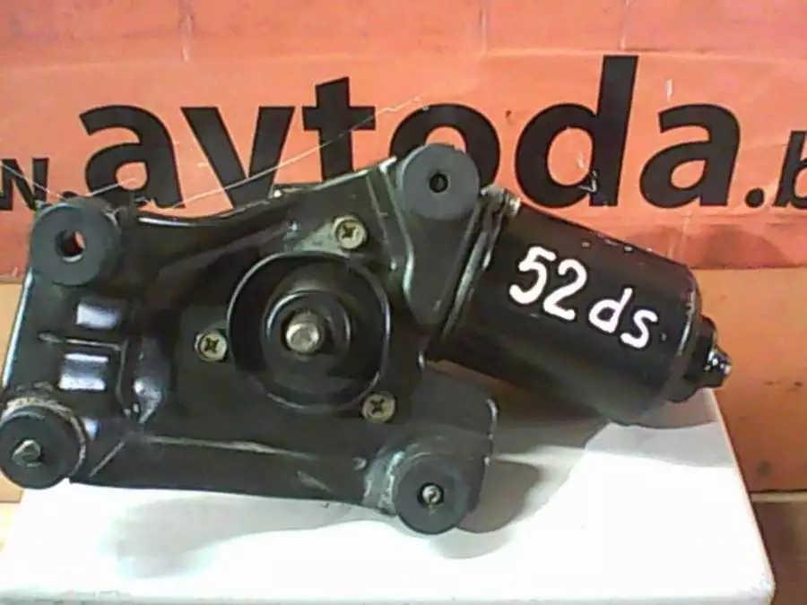 Моторчик стеклоочистителя  к Mazda 626 1995