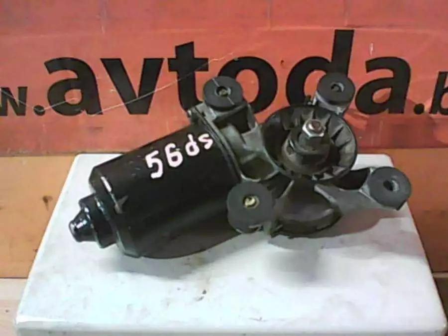 Моторчик стеклоочистителя  к Mazda 323 1997