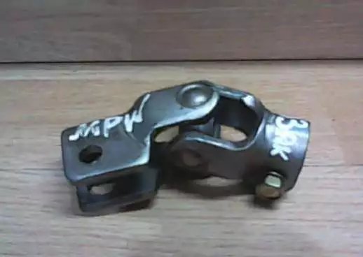 Рулевой карданчик к Mazda MPV 2002