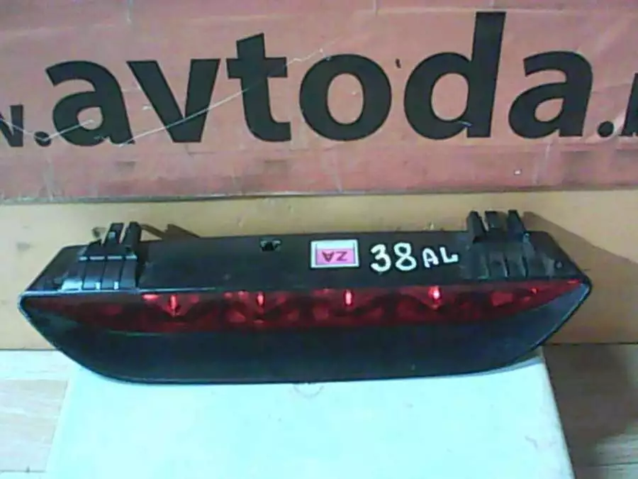 Стоп-сигнал к Daewoo Kalos 2006