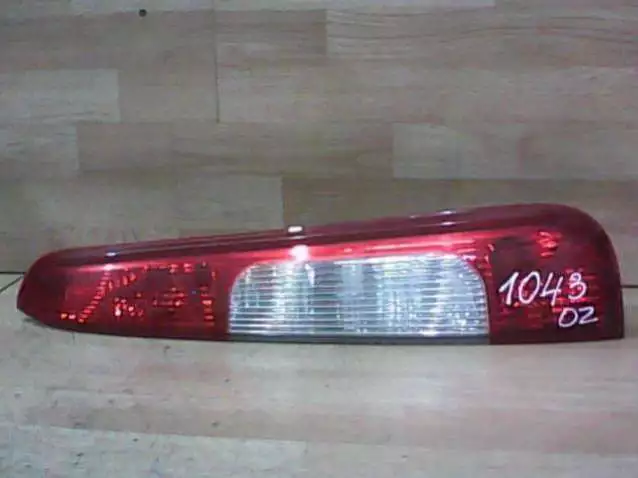 Фонарь задний левый к Ford C-MAX 2006