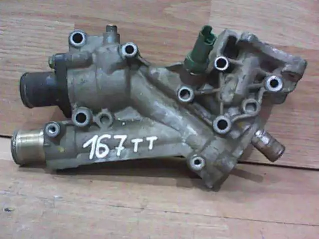 Корпус термостата к Citroen C5 2001