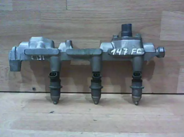 Форсунка к Mitsubishi Carisma 1999