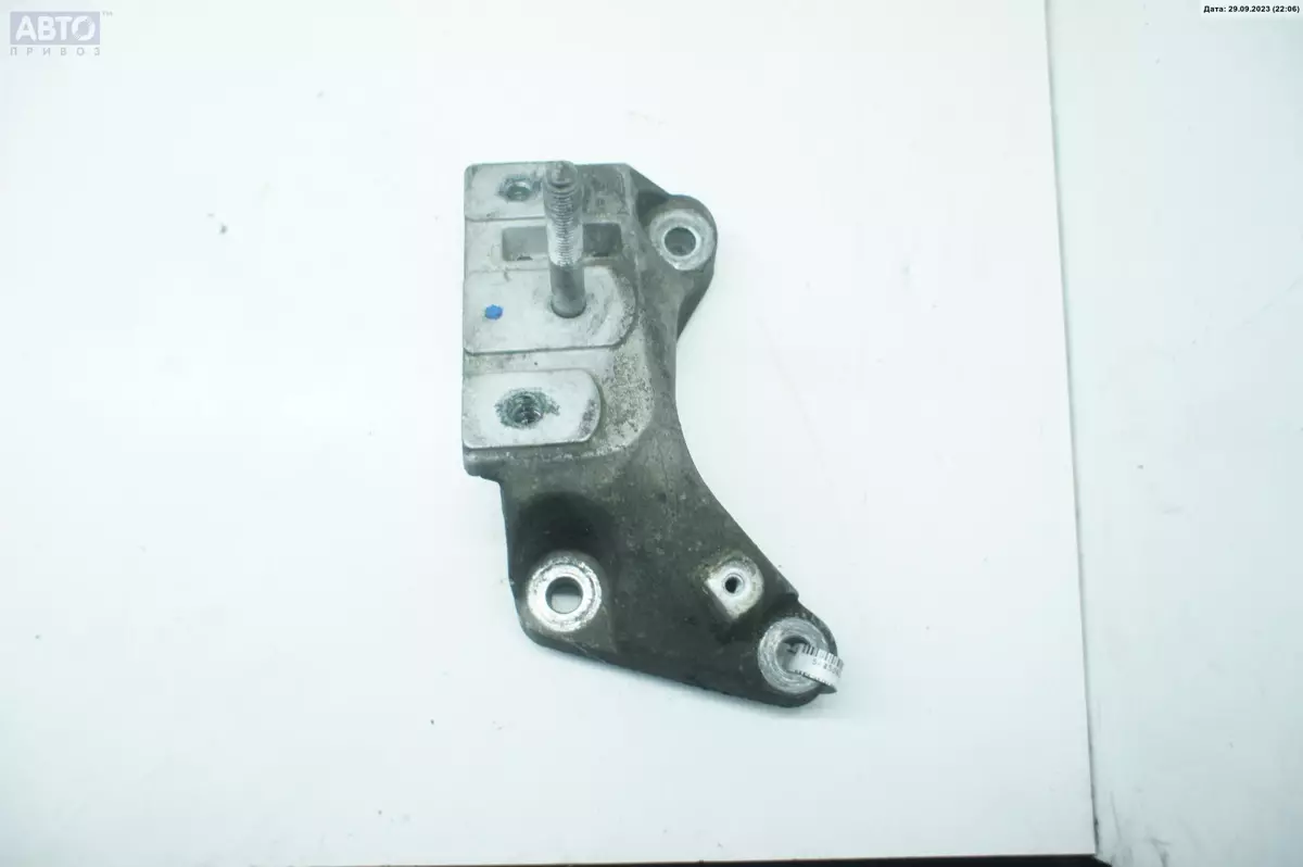 Кронштейн КПП к Ford Galaxy 2004