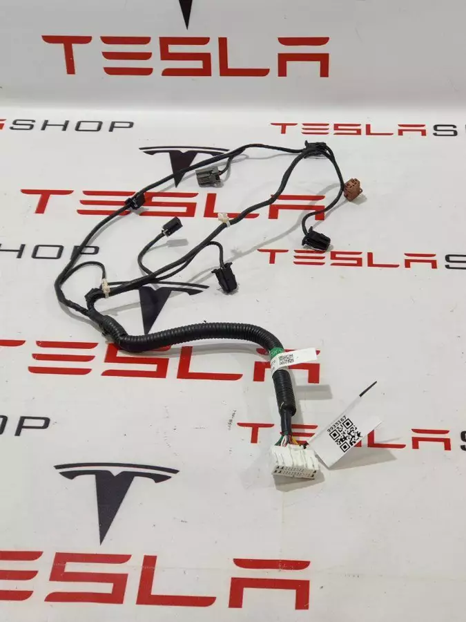 Проводка к Tesla Model X 2019