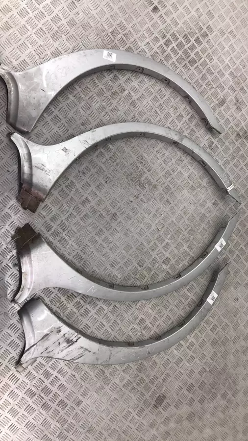 Накладка к BMW X3 2006