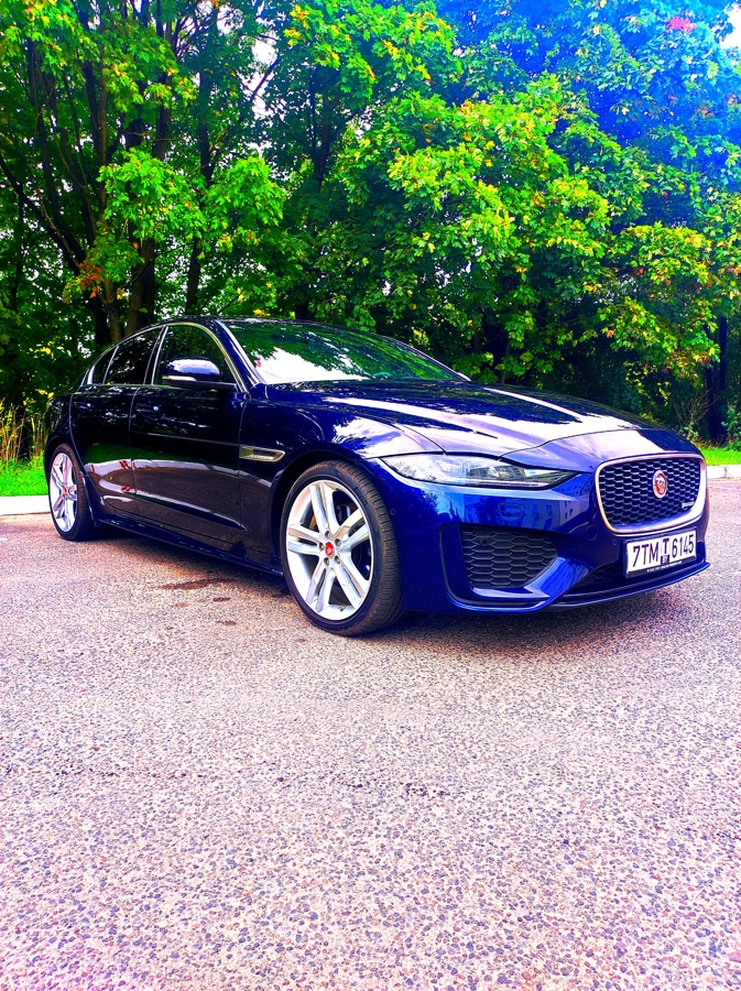 Jaguar XE 2020,