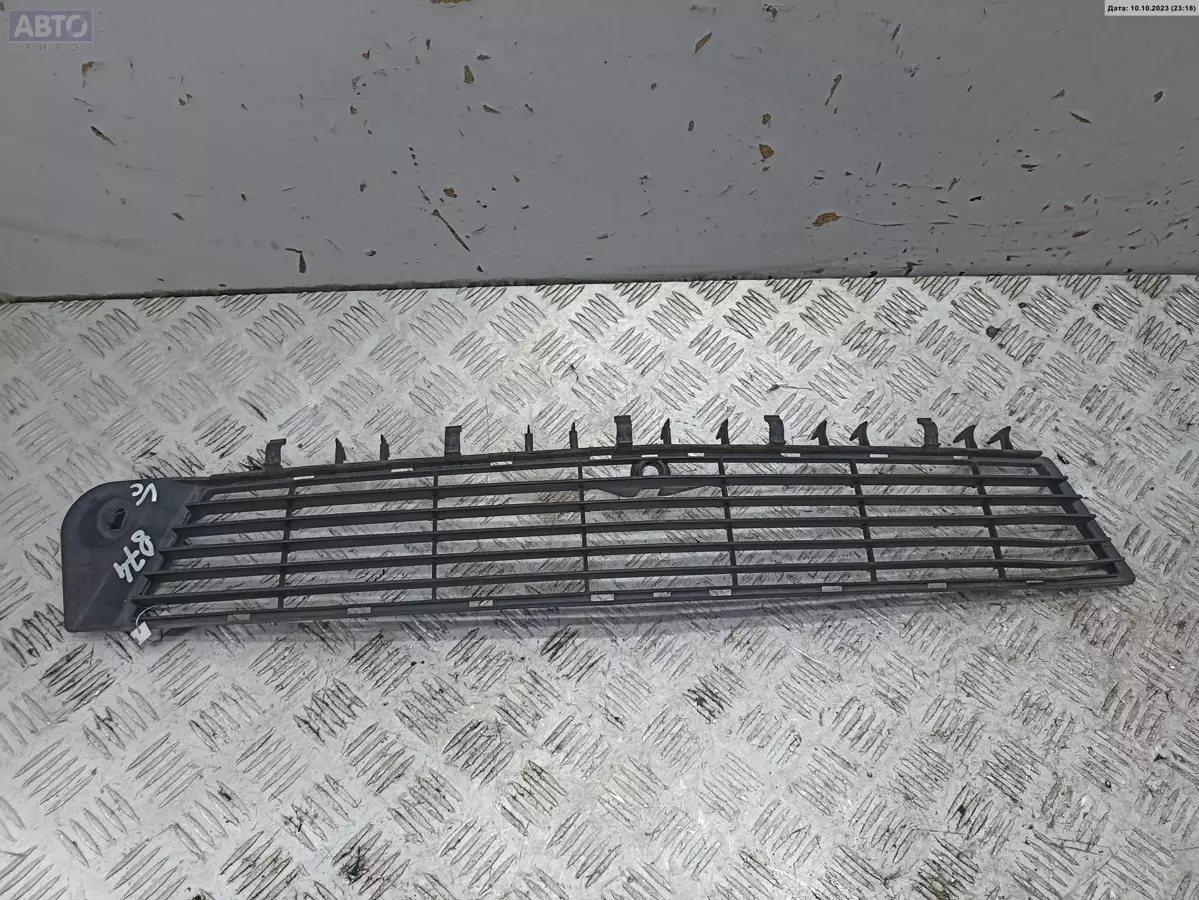 Решетка бампера к Opel Vectra 2002